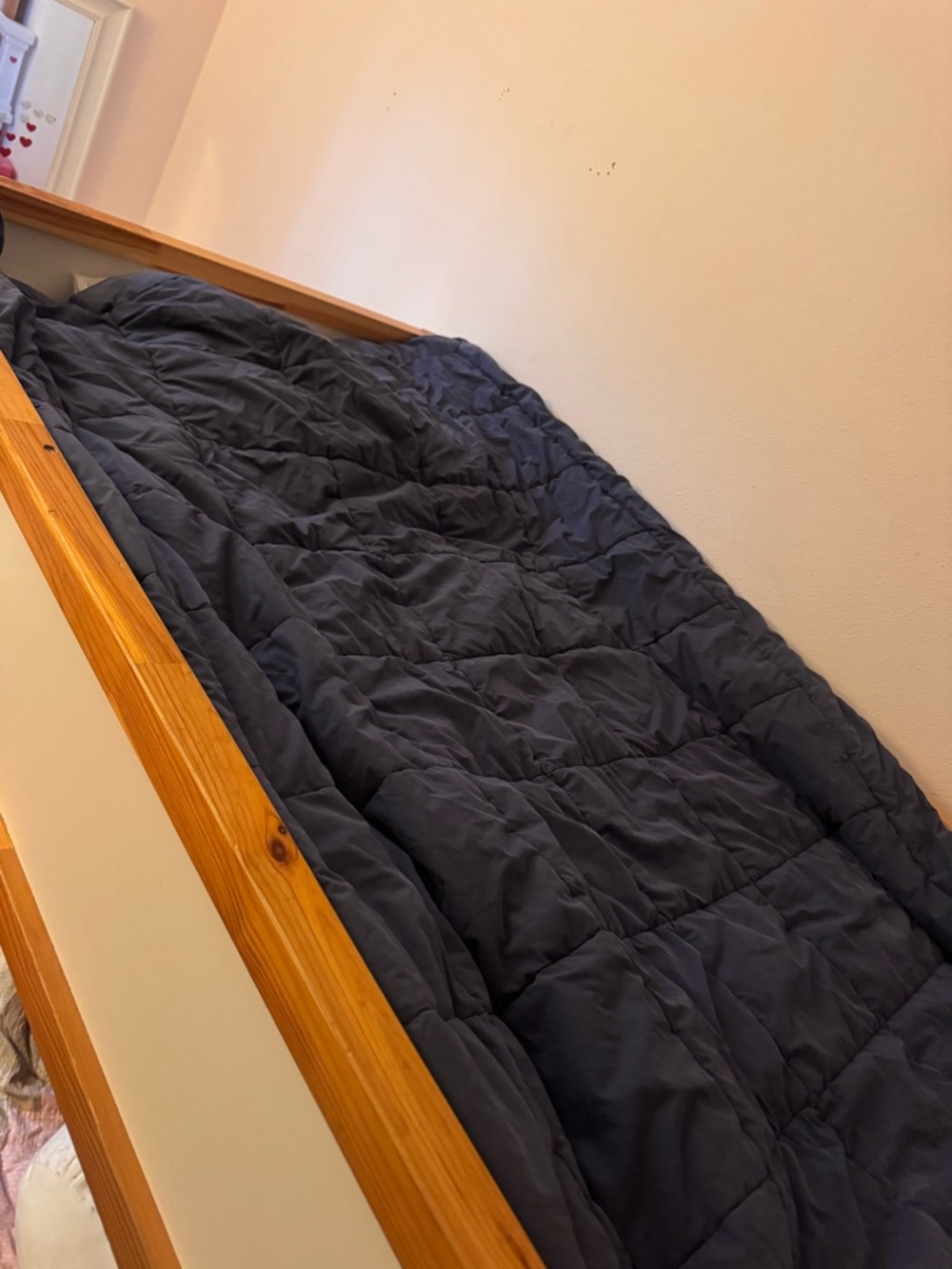 Title: L.L. Bean Twin Comforter Navy Blue Quilted Lightweight Bedding Air Bnb Ca